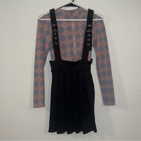 Skirt/overall, *TOP DOES NOT COME WITH, BUT CAN BE BUNDLED* - Picture 2 of 3